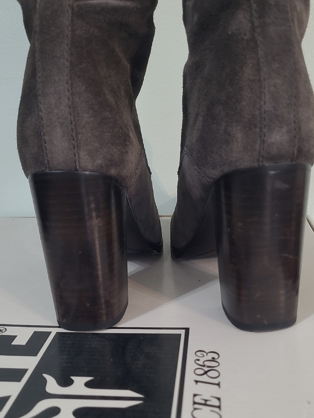 Frye Gray Suede Boots 8M - Picture 6 of 8